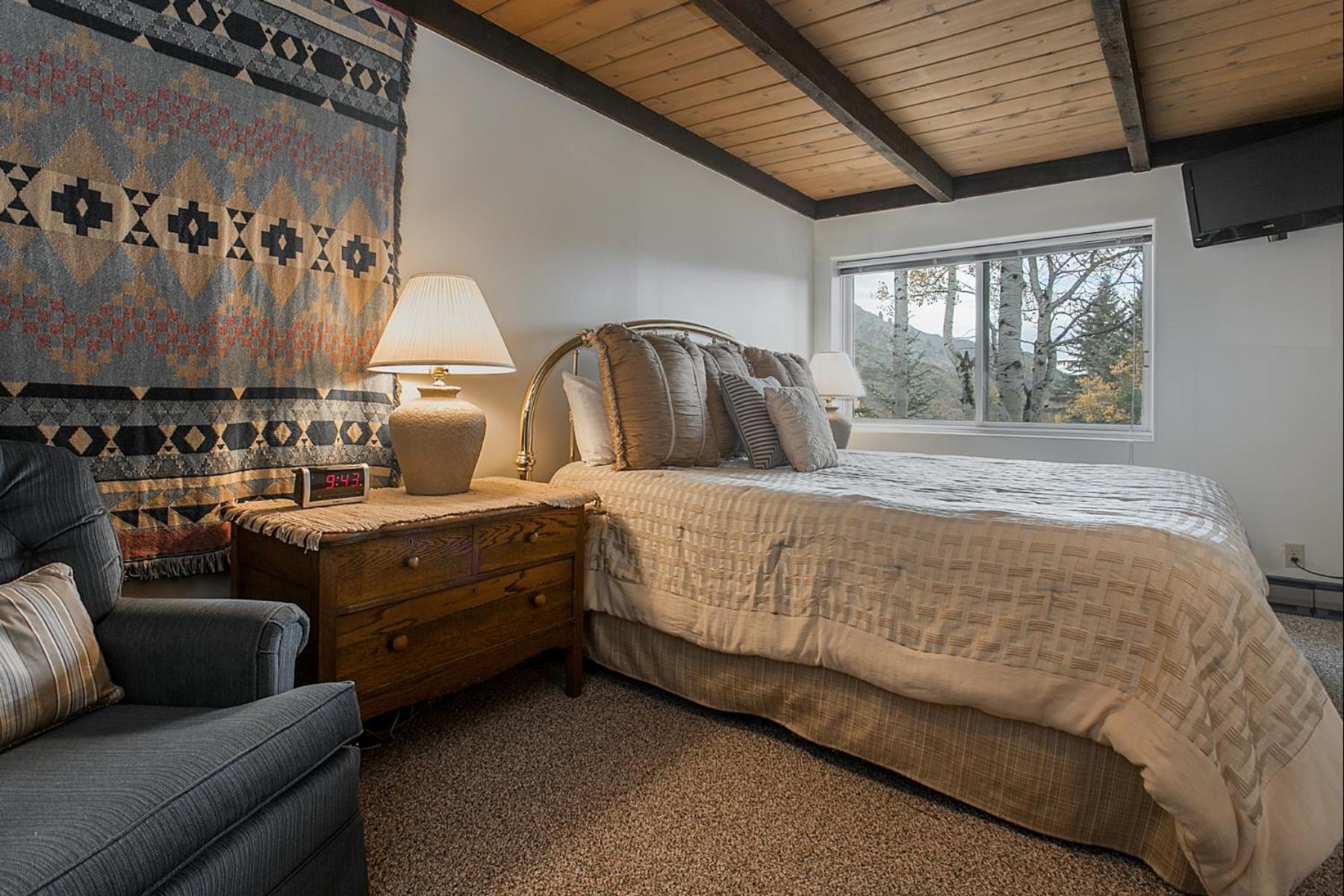 Willows Condos By Snowmass Vacations Snowmass Village Room photo