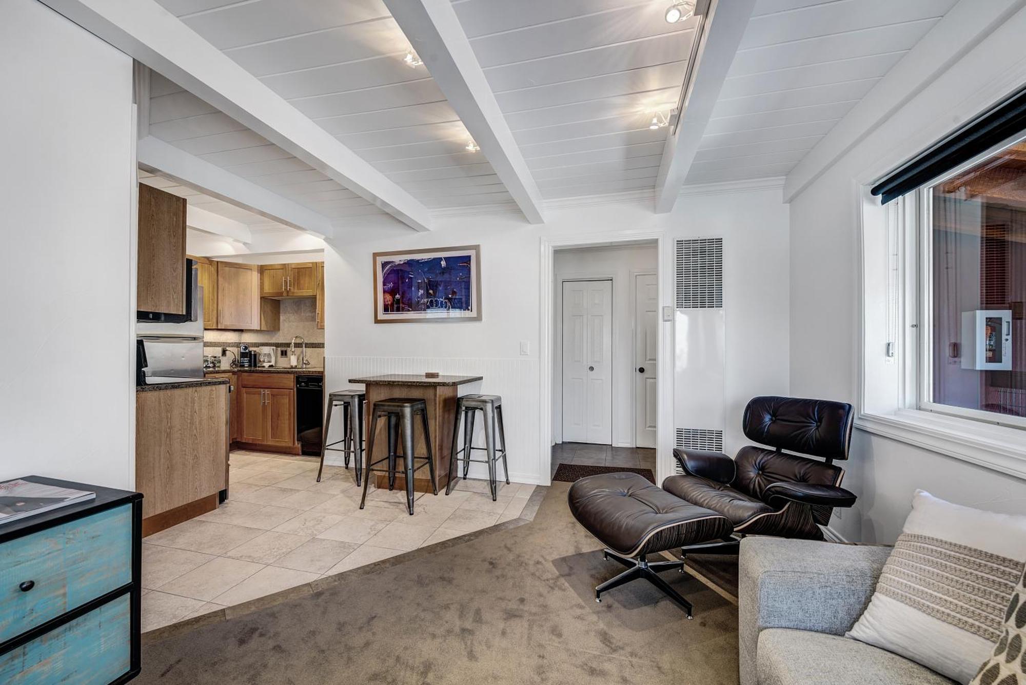 Willows Condos By Snowmass Vacations Snowmass Village Room photo